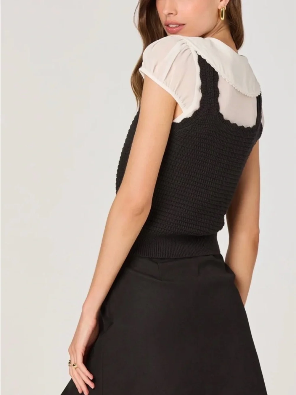 Astr The Label Peter Pan Collar Sweater Top Size Small in Black